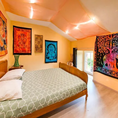 Zen Inspired Holiday In With Jacuzzi Holiday home