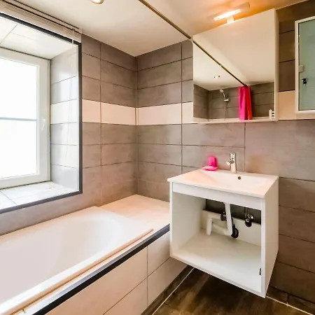 Zen Inspired Holiday In With Jacuzzi